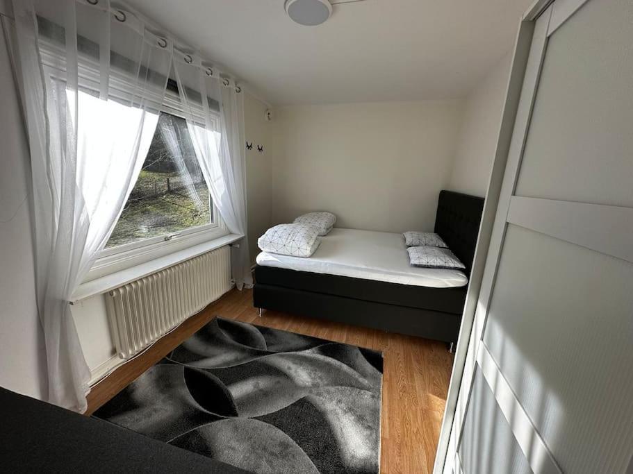 Luxurious 2-Room Apartment In Central Boras Exterior photo
